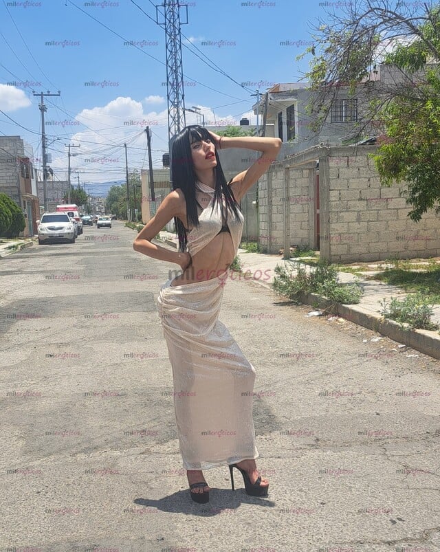 FOTOS DE OJOS AZULES. SOY CHICA TRANS. SOY ACTIVA Y PASIVA. EN MOTEL POR FAVOR