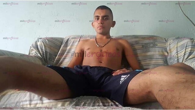 FOTOS DE CALEÑO 27 AÑOS ARRECHO Y MUY CALIENTE DISPUESTO A COMPLACERTE