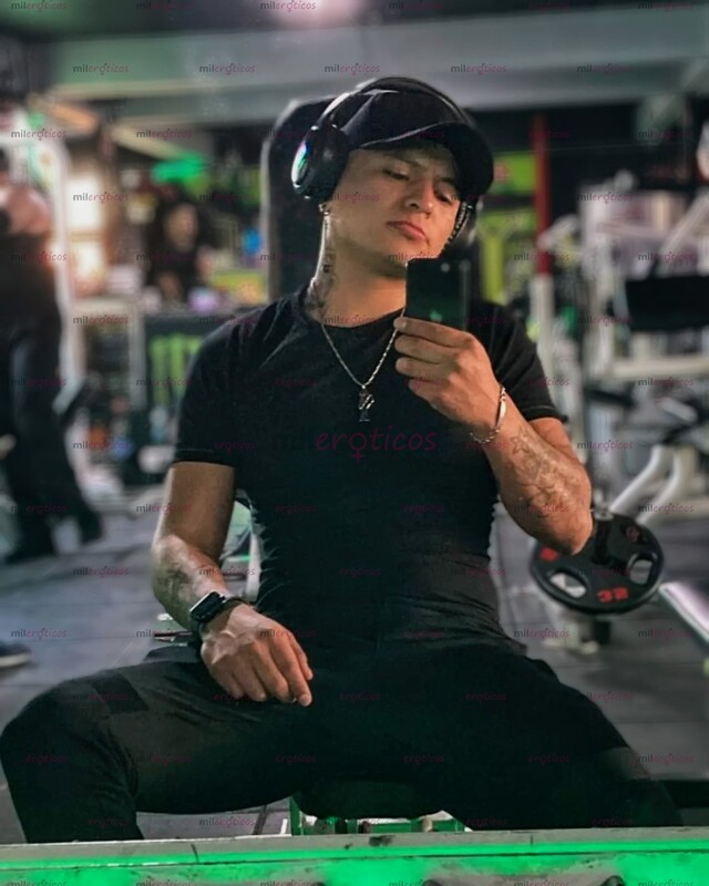 FOTOS DE DISPONIBLE; MORENO ATRACTIVO, DISPUESTO A DEJARTE EL CULO COMO TE GUSTA