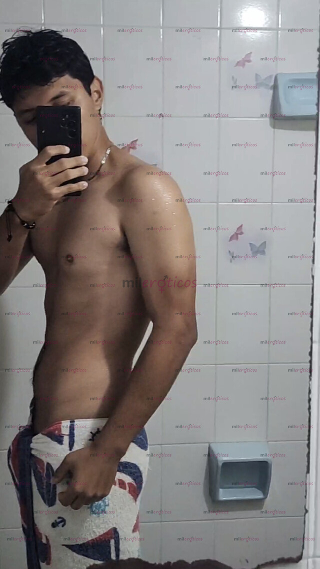 FOTOS DE HOMBRE HETERO LISTO PARA ATENDER CUANDO QUIERAN