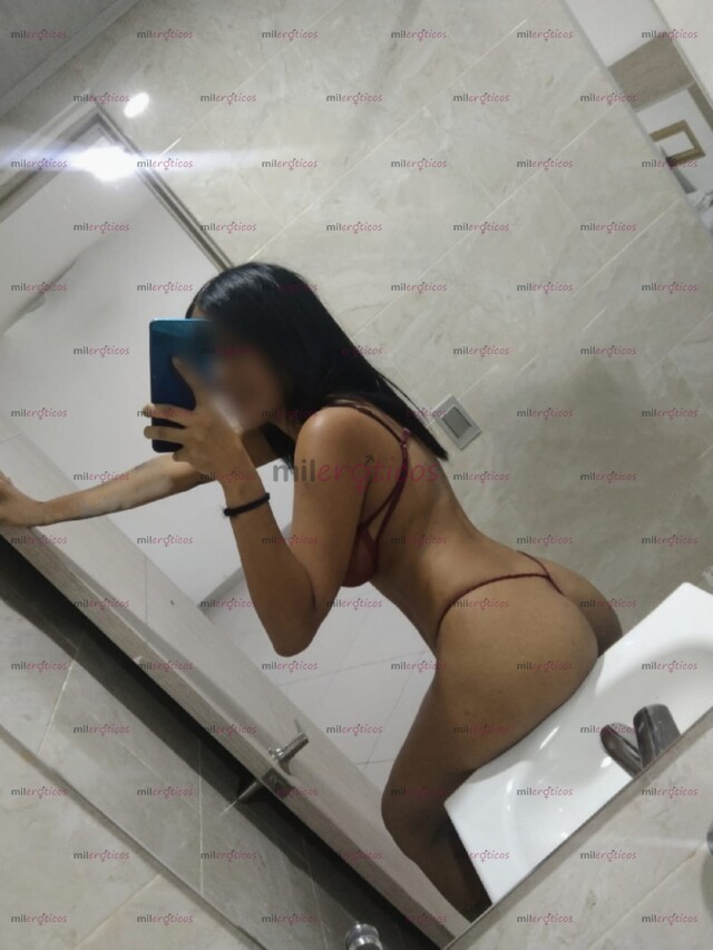 FOTOS DE ME LLAMO KELLY 130 ORAL AL NAT, UNA NENA MUY ATREVIDA EN LA CAMA