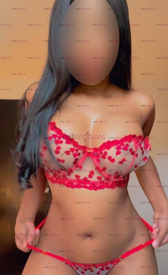 FOTOS DE RICA MORENA ARDIENTE, TETONA CULONA DE OJOS CLAROS