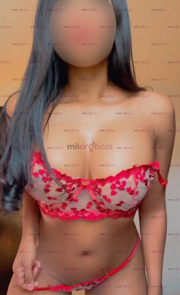 FOTOS DE RICA MORENA ARDIENTE, TETONA CULONA DE OJOS CLAROS
