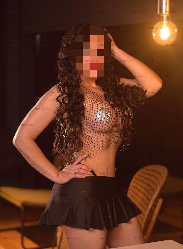 FOTOS DE HERMOSA SIA, EXUBERANTE SEXY Y MUY ATREVIDA!!!!