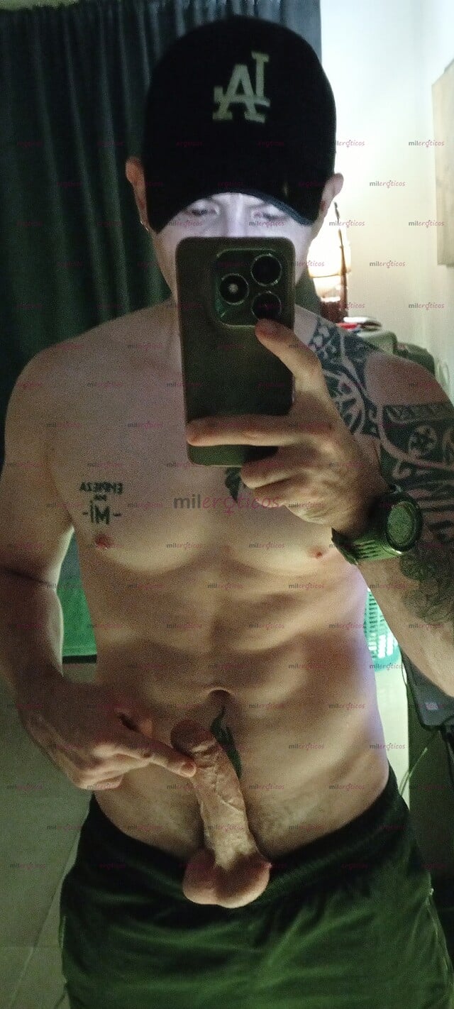 FOTOS DE MACHO ATLETICO Y SERIO CON BUENA DOTACION DISPONIBLE