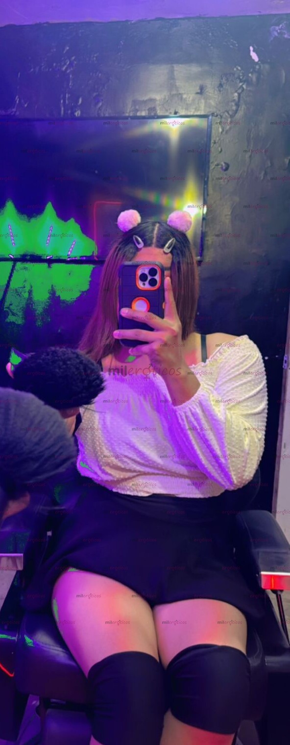 FOTOS DE CHIKA TRANS BARBERIA CORTE DE PELO BARBA CEJA