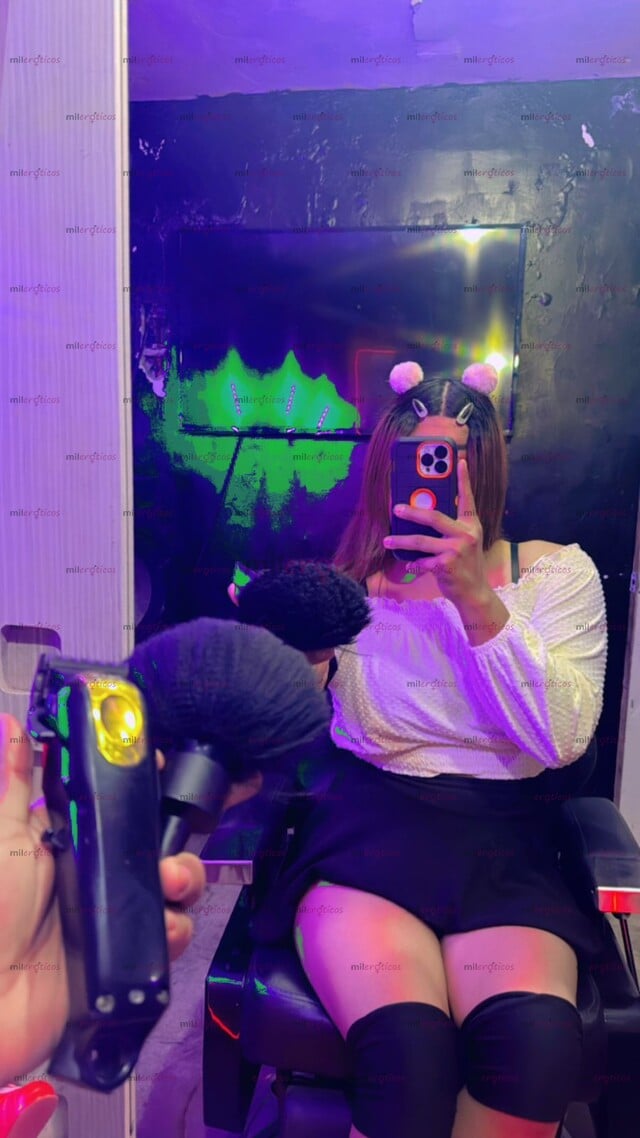 FOTOS DE CHIKA TRANS BARBERIA Y MASAJES CORTE DE PELO BARBA CEJA FACIALES