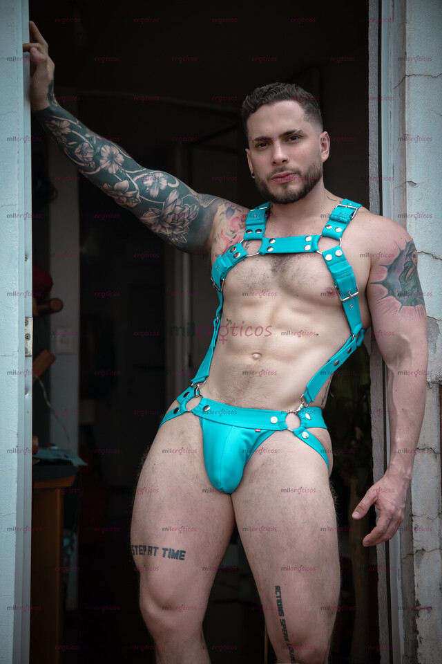 FOTOS DE EXTRANJERO TATUADO GUAPO VERGON 20 CMS ENGLISH SPOKEN CON LUGAR