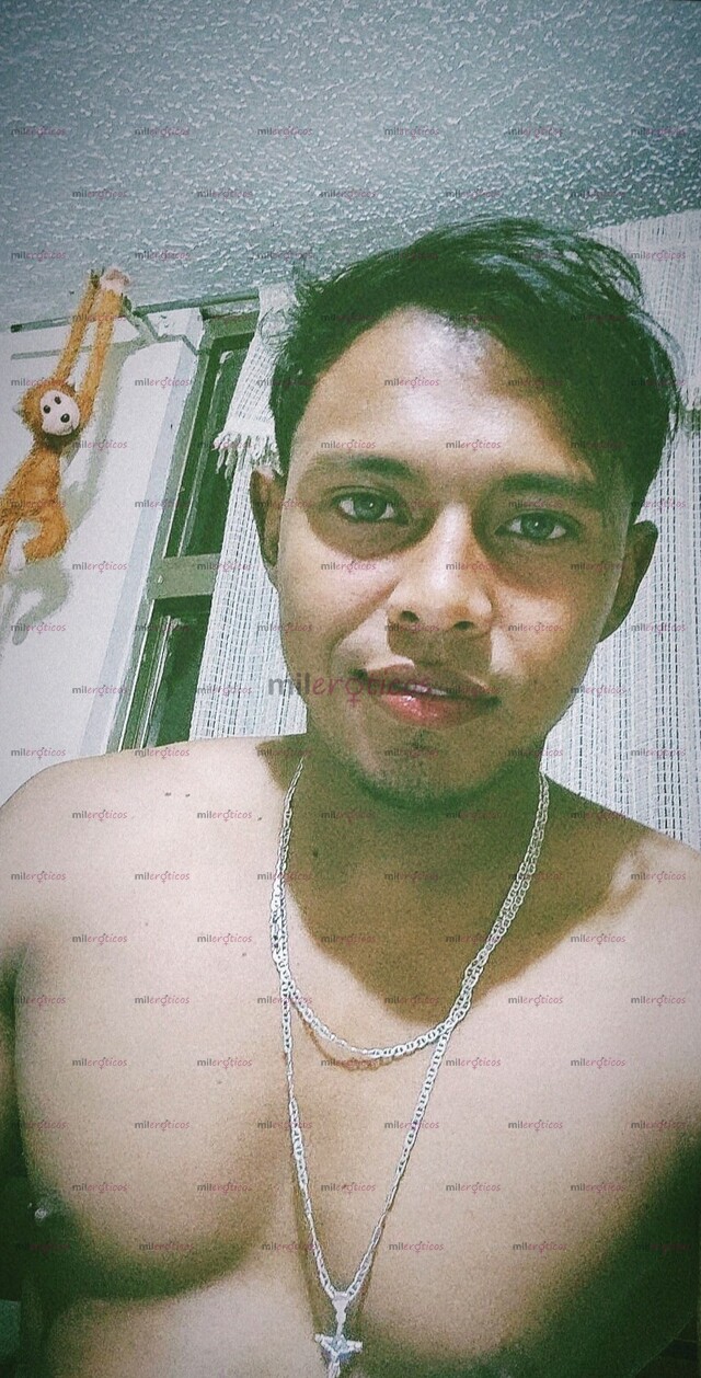 FOTOS DE JOVEN UNIVERSITARIO DISPONIBLE PARA CUMPLIR TUS FANTASÍAS SOY COMPLACIENTE PASIV