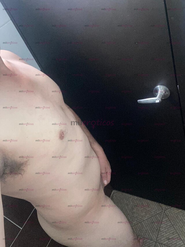 FOTOS DE SOY MATI CHICO DE 28 AÑOS GUAPO EDUCADO SOLO POR POCOS DÍAS EN PARAÍSO