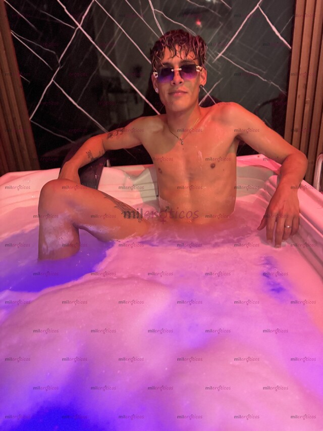 FOTOS DE SOLO VIRTUAL!! JOVEN SERIO ARRECHO MORBOSO Y CON 21CM Y FULL LECHE