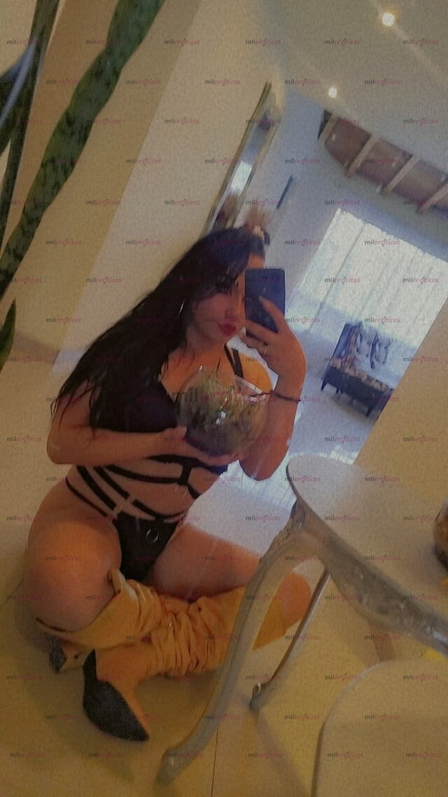 FOTOS DE PLAN TRÍO MUJER TRANS HOMBRE HETERO DE 22 AÑOS JUGUETONES ARDIENTES