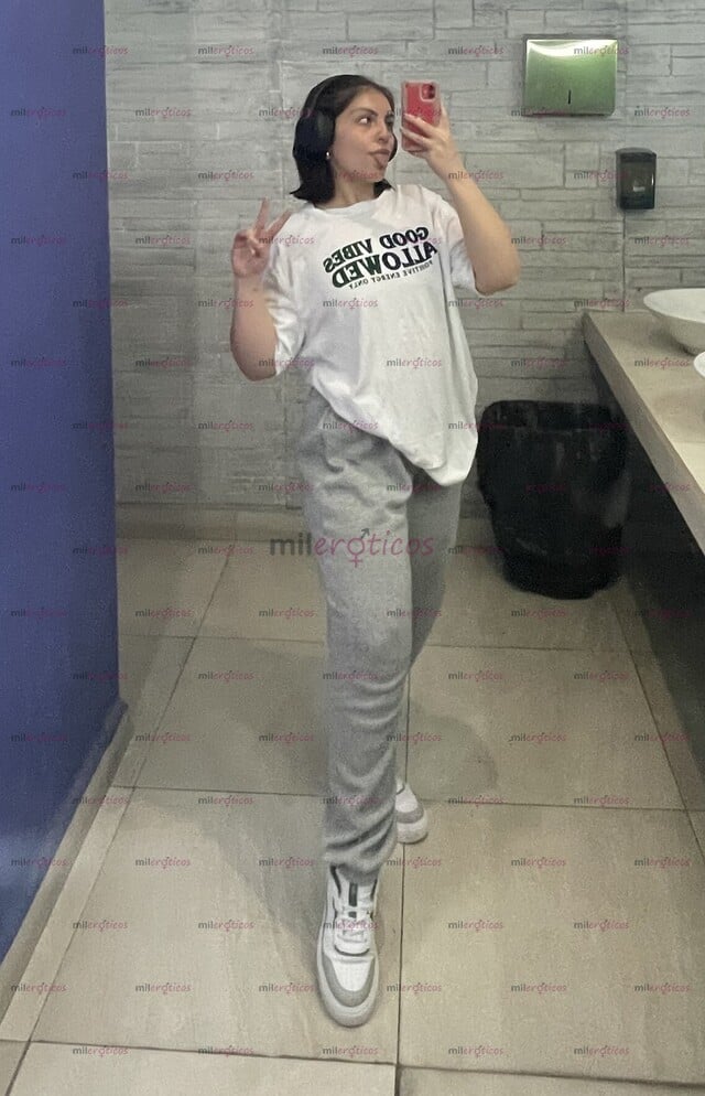 FOTOS DE EXCELENTE ACTITUD Y BONITA DE PIES A CABEZA , TE RECIBO EN MI DEPA
