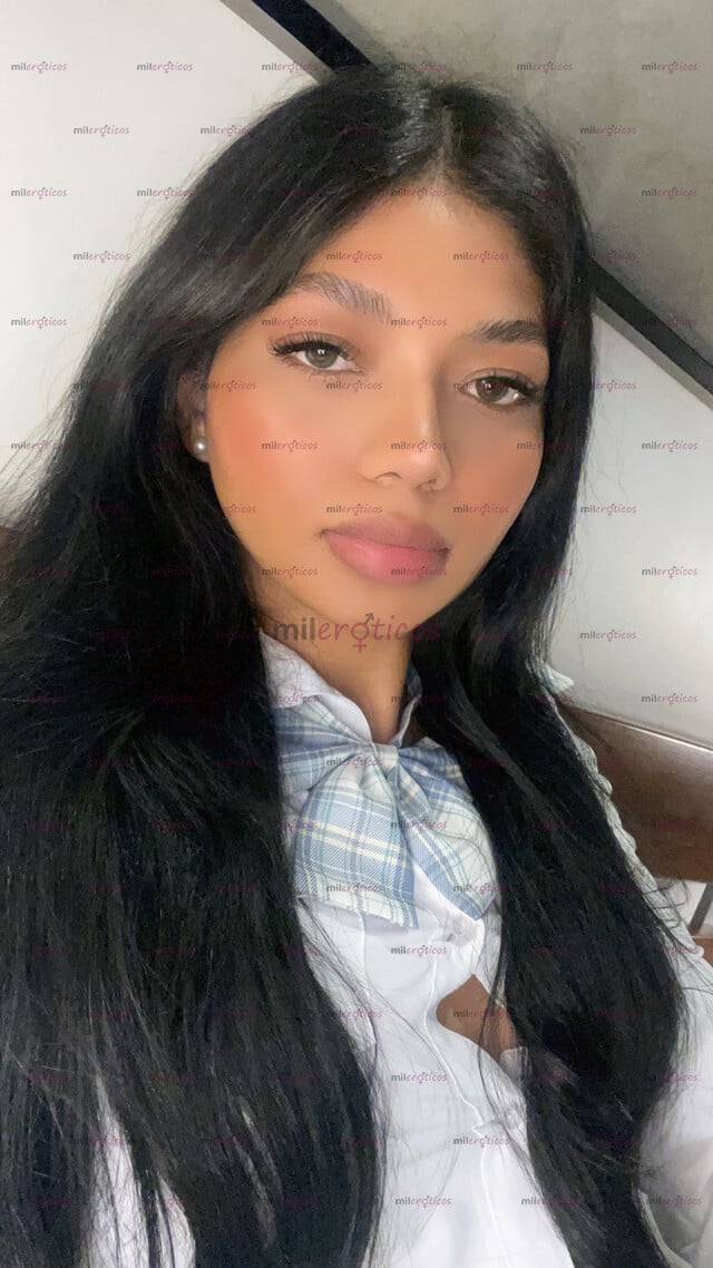 FOTOS DE TRANSEXUAL DOTADA MIRA LO QUE HAY DEBAJO DE MI FALDA DISPONIBLE PARA VIRTUAL