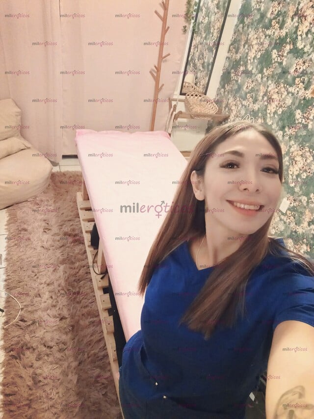 FOTOS DE TERAPEUTA PROFESIONAL MASAJES RELAJANTES Y DESCONTRACTURANTES CON LUGAR