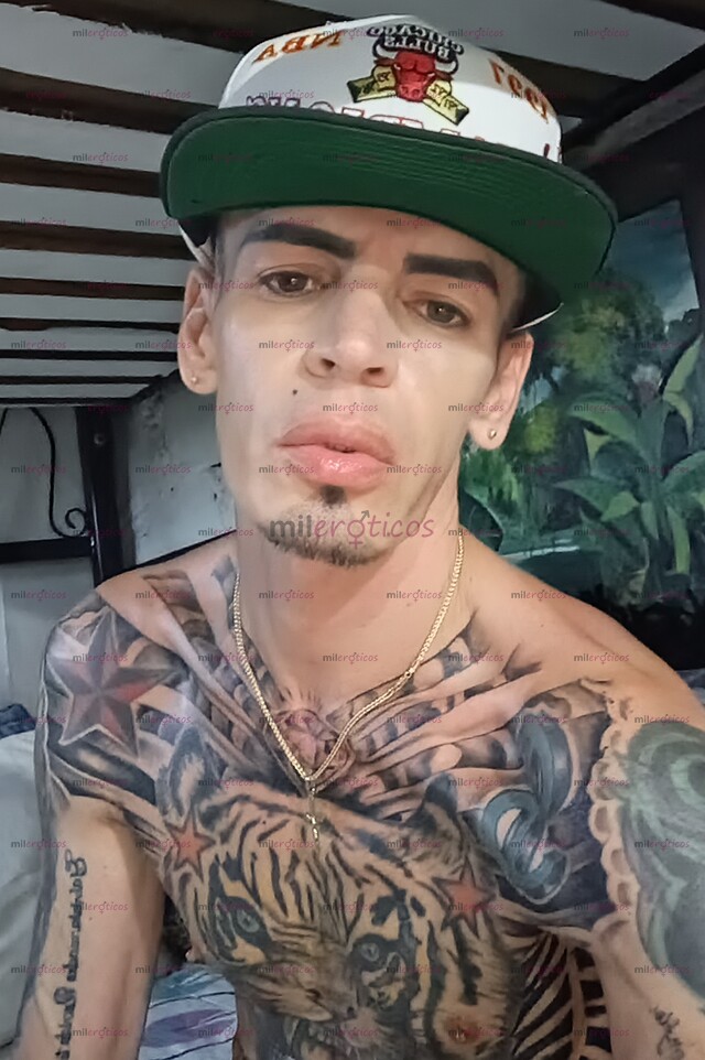 FOTOS DE FLACO VERCON TATUADO MORBOSO LECHERO FETICHERO