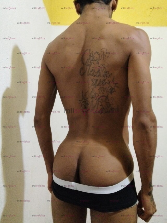 FOTOS DE LATINO XL, MORENO, VELLUDO, 21 CM DE VERGA