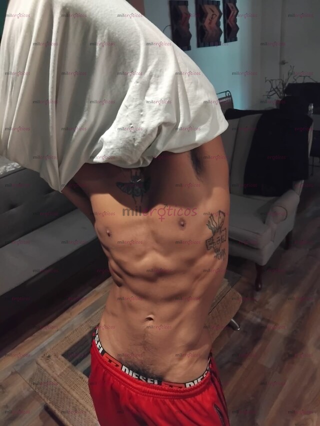 FOTOS DE LATINO XL, MORENO, VELLUDO, 21 CM DE VERGA