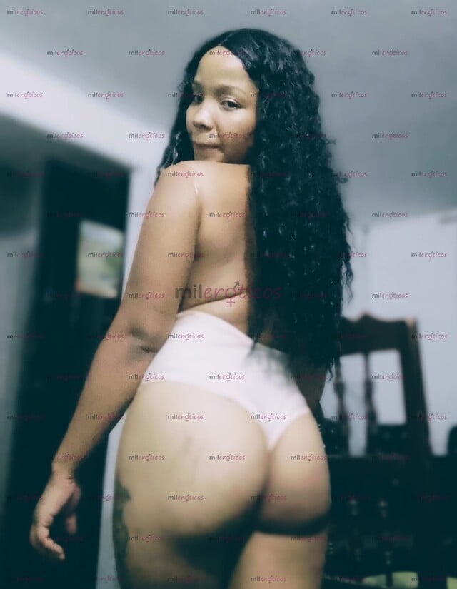 FOTOS DE SOY ANDREA UNA CHICA DE RICO AROMA ASEADA. SOY MUY HIGIÉNICA DOY TRATOS DE NOVIO