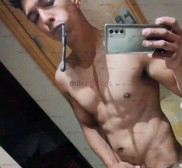 FOTOS DE 24 CM DE VERGA CHACALÓN REAL FRESÓN ESTE PITO BAUTIZA EL NUEVO BOQUETE QUE TE HA