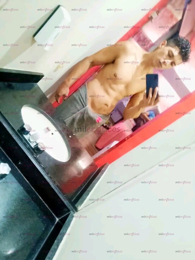 FOTOS DE 24 CM DE VERGA CHACALÓN REAL FRESÓN ESTE PITO BAUTIZA EL NUEVO BOQUETE QUE TE HA