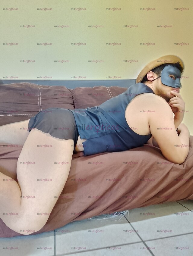 FOTOS DE CHAPARRO FORNIDO, FETICHISTA Y SUPER MORBOSO