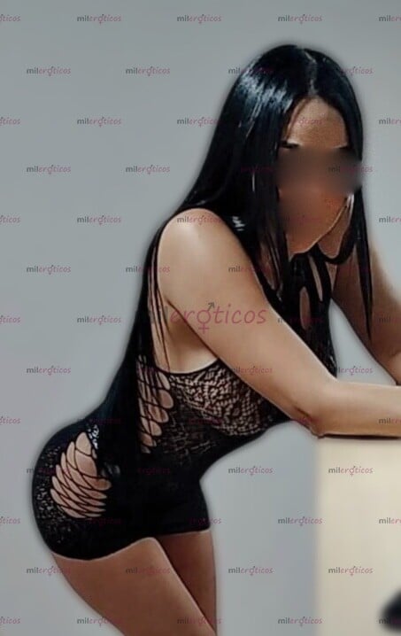 FOTOS DE SEXY HERMOSA FLAQUITA DISPUESTA A CONSENTIRTE A PASAR UN MOMENTO SÚPER AGRADABLE