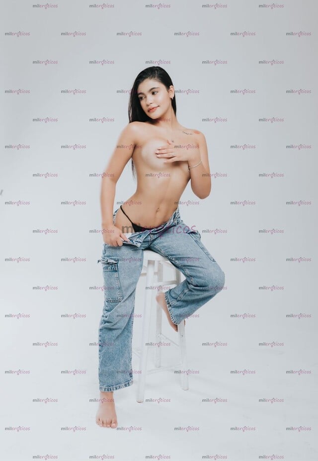 FOTOS DE HOLA MI AMOR, SOY UNA CHICA COLOMBIANA MUY CALIENTE BEBÉ HÁBLAME
