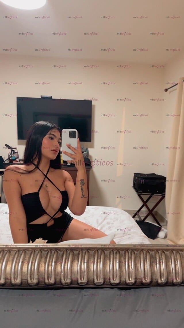 FOTOS DE HOLA MI AMOR, SOY UNA CHICA COLOMBIANA MUY CALIENTE BEBÉ HÁBLAME