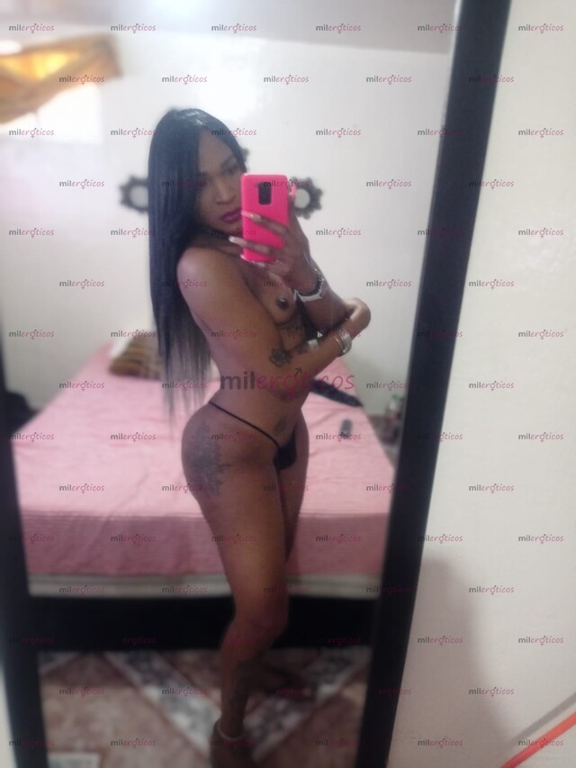 FOTOS DE HERMOSA MORENA COMPLACIENTE CON SITIO PRIVADO