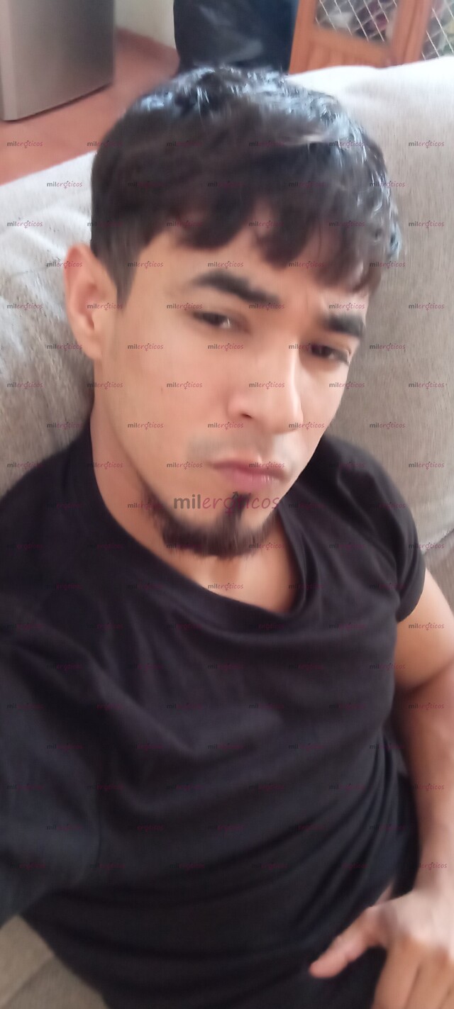 FOTOS DE FER CHAPARRITO VIENE OFRECER SERVICIO DE VIDEOLLAMADA