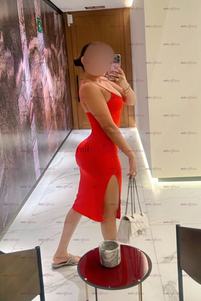 FOTOS DE HERMOSA Y DESPAMPANANTE CHICA VIP, CUERPO FIRME DE GYM, SOLO PARA CABALLEROS VIP