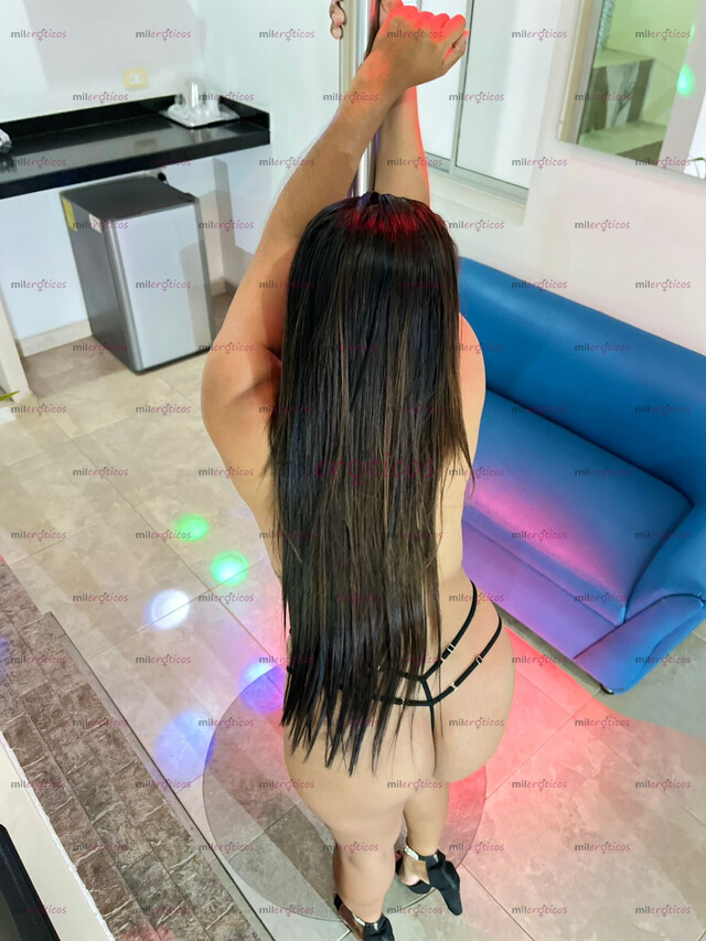 FOTOS DE HERMOSA MIAAAAAA CON GANAS DE PASAR UN EXCELENTE MOMENTO