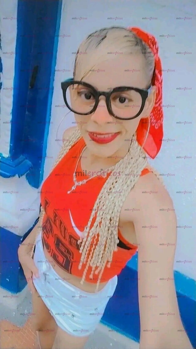 FOTOS DE SOY UNA LINDA CACHORRITA DISPUESTA A CUMPLIR TUS FANTASÍAS SEXUALES LLAMAME..