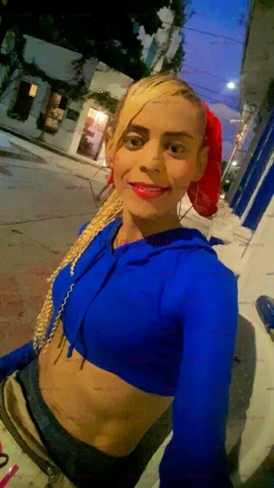 FOTOS DE SOY UNA LINDA CACHORRITA DISPUESTA A CUMPLIR TUS FANTASÍAS SEXUALES LLAMAME..