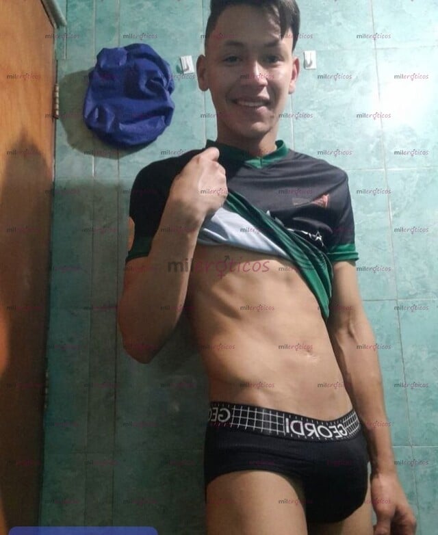 FOTOS DE CHICO DELGADO Y SEXY CON BUENA VERGA DISPONIBLE Y MUY ARRECHO