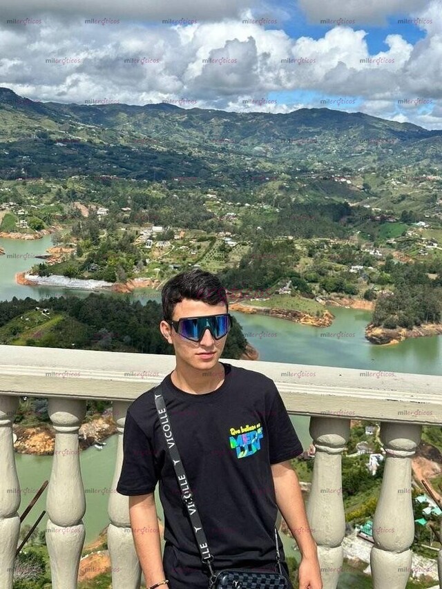 FOTOS DE SCORT VIP SERIO EDUCADO DELGADO LECHERO LISTO PARA COMPLACERTE ANÍMATE
