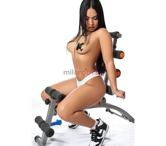 Me encuentro disponible en tu region puq cuento con sitio privado en el centro de punta arenasun lugar limpio comodo y discreto para cumplirte tus fan...