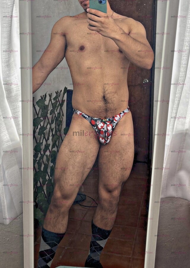 FOTOS DE JOVEN MASAJISTA SEXI Y VARONIL CON LUGAR