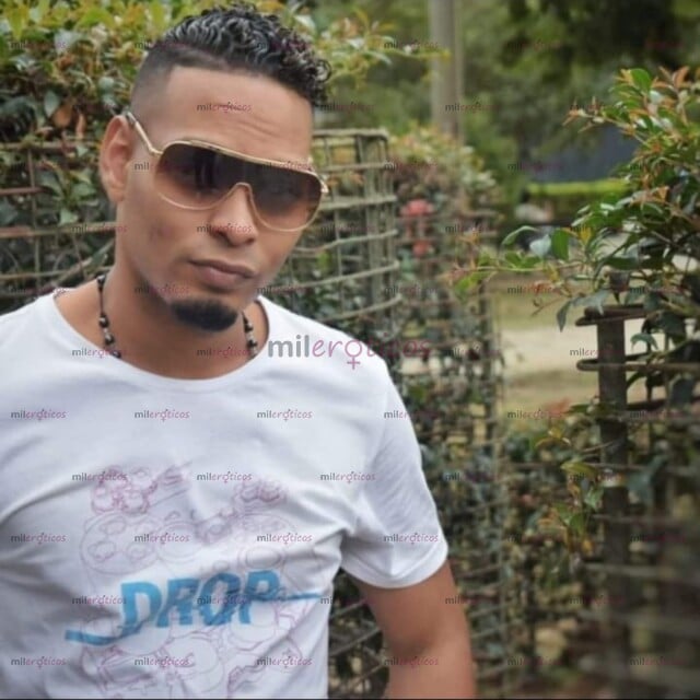 FOTOS DE SOY EL COLOMBIANO CON EL QUE SIEMPRE SOÑASTE TENER SEXO.