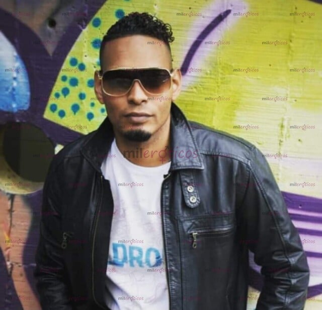 FOTOS DE SOY EL COLOMBIANO CON EL QUE SIEMPRE SOÑASTE TENER SEXO.