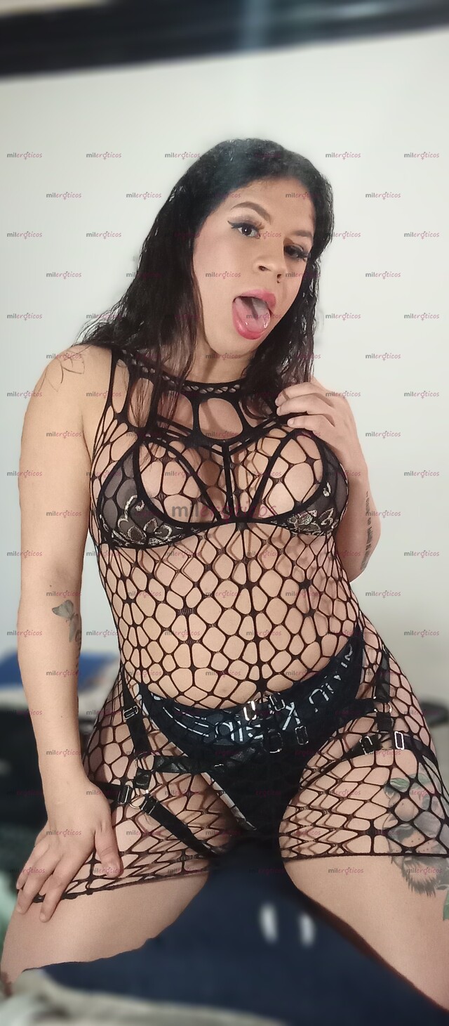 FOTOS DE HOLA MIS AMORES ...SOY CATALINA CHICA ESTROVERTIDA CALIENTE EN TODO