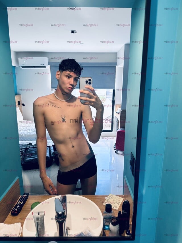 FOTOS DE GUAPO ALTO GUERITO SÚPER SEXY PARA TI APROVECHA UNIVERSITARIO