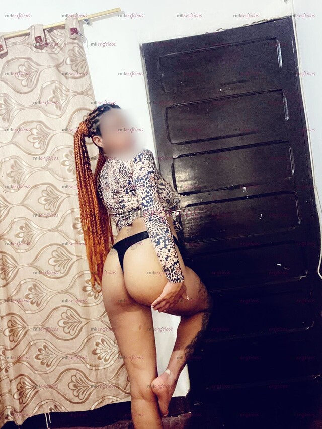 FOTOS DE MORENA ARRECHA COMPLACIENTE EXTROVERTIDA CARIÑOSA