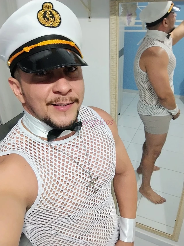 Min chamo pedro um jovem de 34 anos corpo atletico malhado danco faco performance gogoboy versatil os meus servicos mim dedico o maximo para que pese...