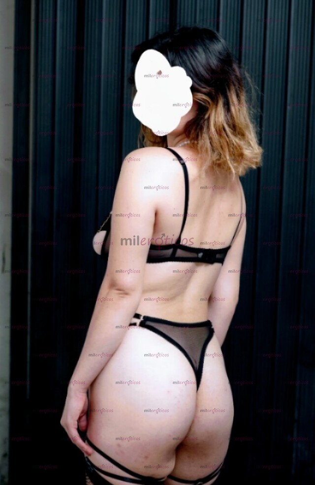 FOTOS DE HOLA SOLO ESTARÉ UNOS DÍAS BLANQUITA NATURAL SUPER CACHONDA