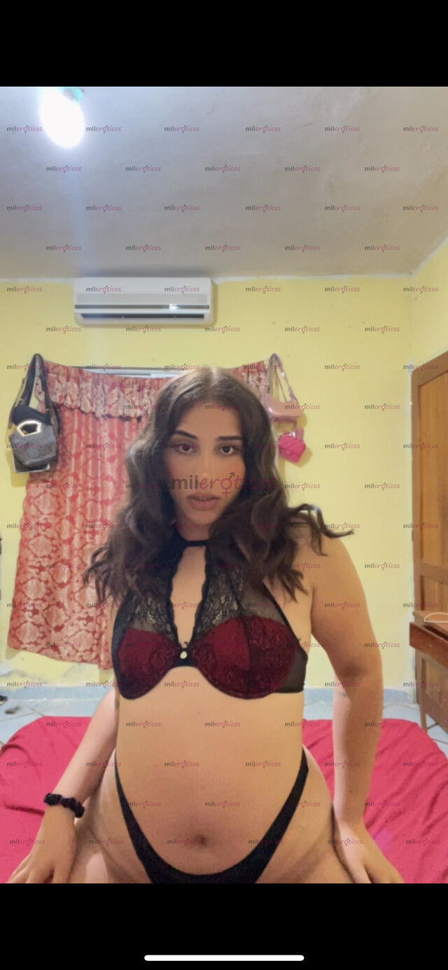 FOTOS DE NUEVA EN EL PORTAL. MAMADORA EXÓTICA Y LUJURIOSA