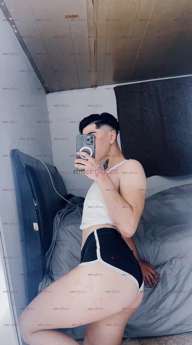 FOTOS DE FEMBOY ME LA COMO TODA Y TE DARÍA LA MEJOR MAMADA DE TU VIDA