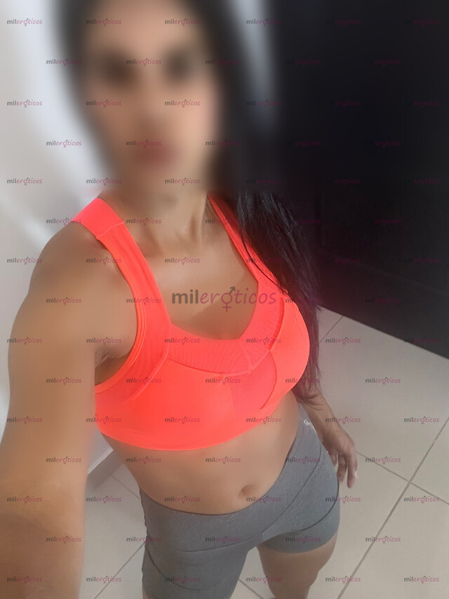 FOTOS DE DANNA CALEÑA ACOMPAÑANTE V.I.P ATENCIÓN CABALLEROS Y PAREJAS