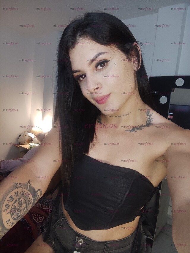 FOTOS DE CHICHA TRANS PASIVA, DELGADA. CABELLO NEGRO Y COMPLACIENTE MUY LIMPIA